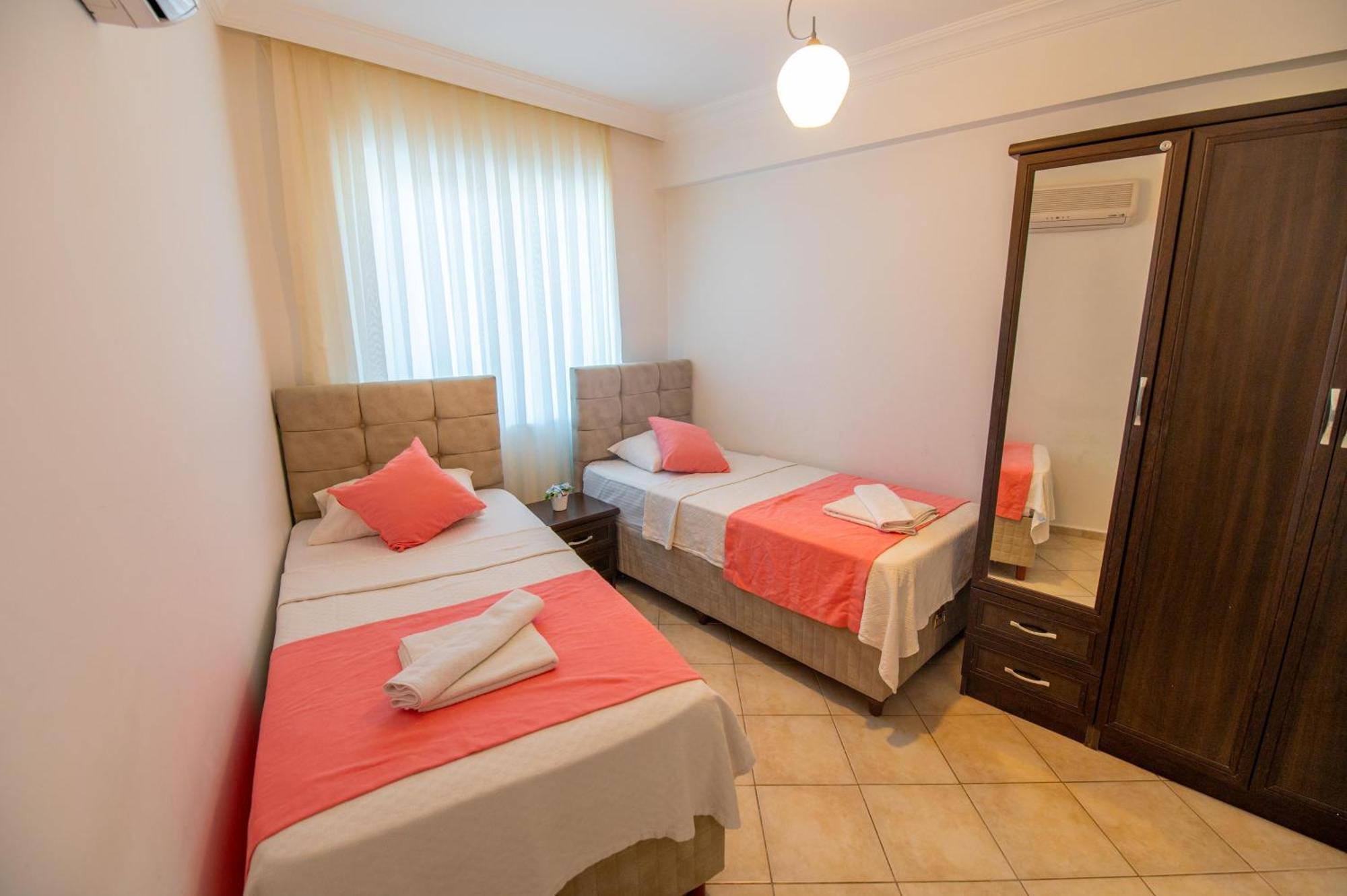 Hotel de apartamente Sunset And 4*